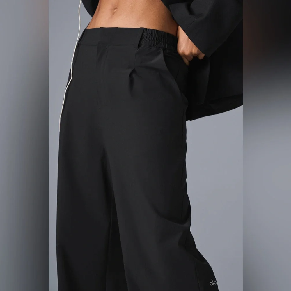 ALO Yoga Black Wide-Leg High-Rise Pants - Picture 8 of 16